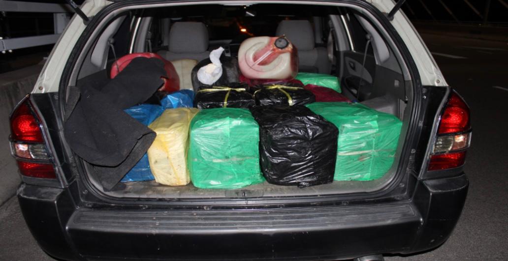 RAMPASAN BARANG SELUDUPAN BP TEMBURONG