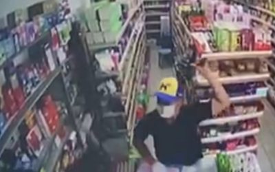 SUSPEKJENAYAH ROMPAK DIBERKAS