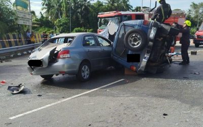 KEMALANGAN JALAN RAYA MERAGUT NYAWA MELIBAT LORI TANGKI AIR DAN 5 BUAH KERETA
