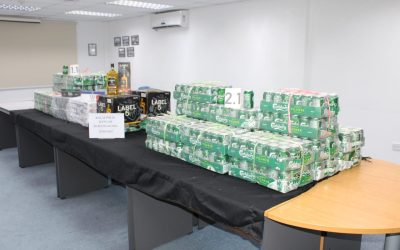 OPERASI POLIS HUTAN MERAMPAS BARANG-BARANG DITEGAH