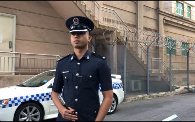 SUSPEK DIHADAPKAN KE MAHKAMAH HADAPI PERTUDUHAN