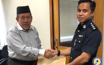 PENYAMPAIAN SURAT LANTIKAN AHLI PK BARU