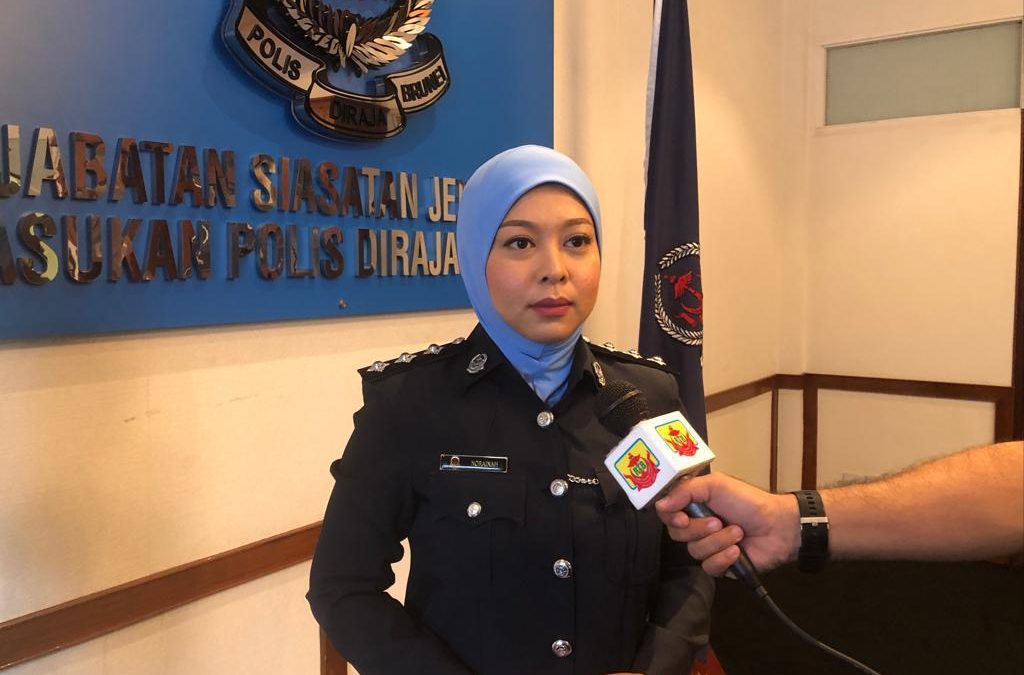 BILIK KENDALI PERJUDIAN DISERBU