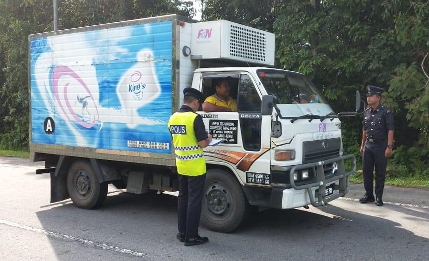 PPDB KENDALIKAN OPERASI SEKATAN JALANRAYA