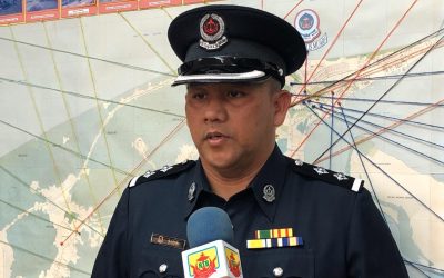 SERBUAN TEMUI DADAH DAN SENJATA