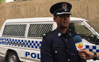 ANGGOTA BERUNIFORM TERLIBAT KES CURI