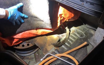 SEKATAN JALANRAYA TAHAN 2 INDIVIDU