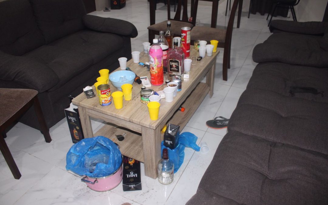 SIKAP TIDAK ENDAH DAN TIDAK BERTANGGUNGJAWAB