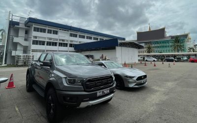 CURI KENDERAAN TUMPAS