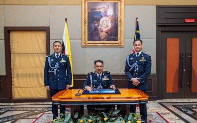LAWATAN RASMI ROMBONGAN POLIS DIRAJA MALAYSIA (PDRM) KONTINJEN SARAWAK MENGUKUHKAN HUBUNGAN KERJASAMA DUA HALA BERSAMA PPDB
